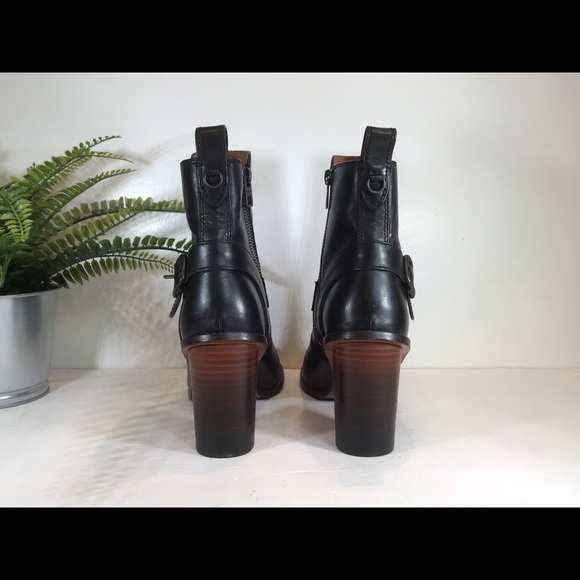 COACH MOTO ANKLE BUCKLE BLK LEATHER BOOTS SZ 8.5 - Picture 6 of 14